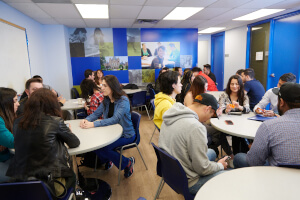 学校内でのアクティビティ