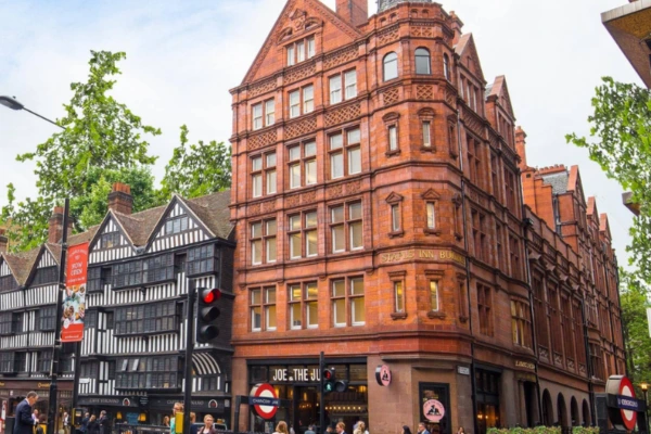 BSCロンドンが入るビル