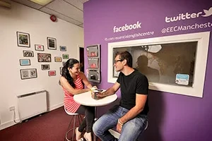 エッセンシャルイングリッシュセンター学校の受付
