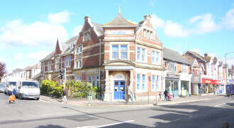 キャピタルスクールオブイングリッシュの学校情報