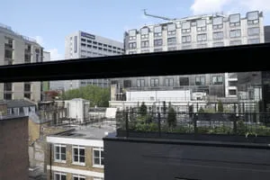 インターナショナルハウス・ロンドンの受付前スペース