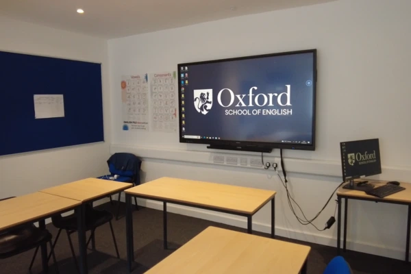 オックスフォードスクールオブイングリッシュ学校の建物