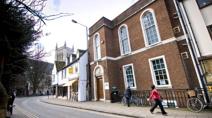 スタッフォードハウス・ケンブリッジのトップ画像