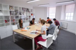 スタッフォードハウス・ロンドン授業の様子