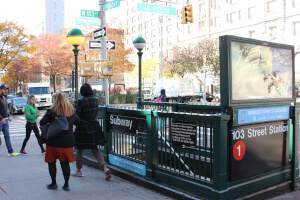 学校の目の前が駅