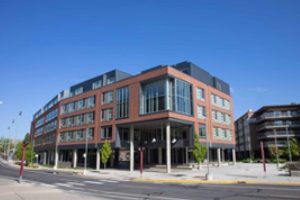 近代的なビルも多いです